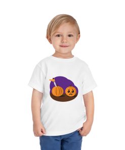 Scared pumpkin on a shirt in the color White - Memento Mary