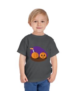 Scared pumpkin on a shirt in the color Asphalt - Memento Mary