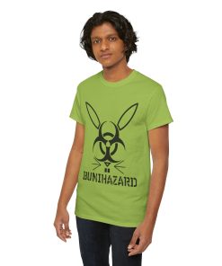 Bunihazard in black on a shirt in the color Kiwi - Memento Mary