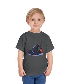 Witches hat and broom on a shirt in the color Asphalt - Memento Mary
