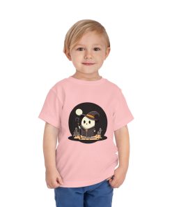 Cute Ghost in a Wizard costume on a shirt in the color Pink - Memento Mary