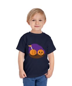 Scared pumpkin on a shirt in the color Navy - Memento Mary